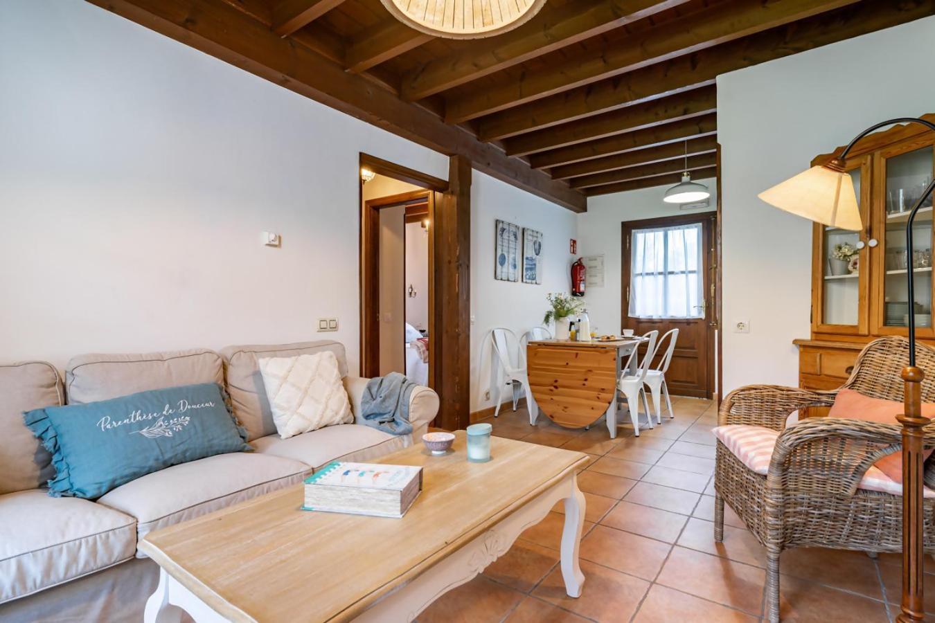 Ferienwohnung Entrenueces Appto2 Camango Exterior foto